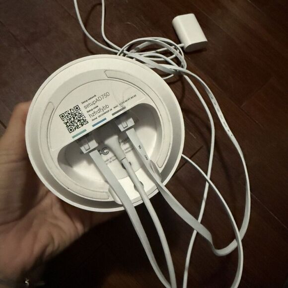 Google AC-1304 1 Port 1200Mbps Wireless Router - Picture 3 of 3